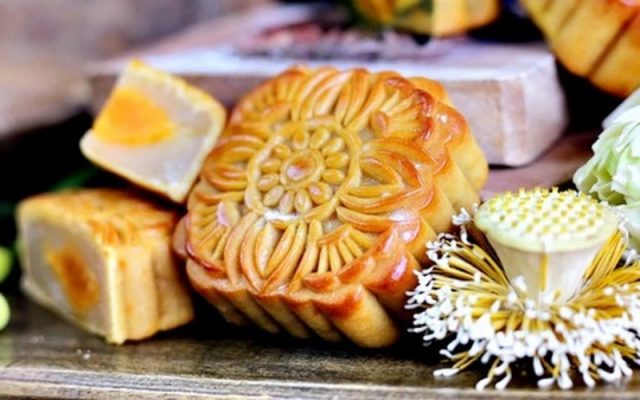 Bánh trung thu thể hiện cho sự sung túc, viên mãn và tròn vẹn