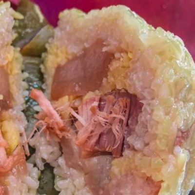 Bánh chưng bà Thìn là đặc sản nổi tiếng của Nam Định