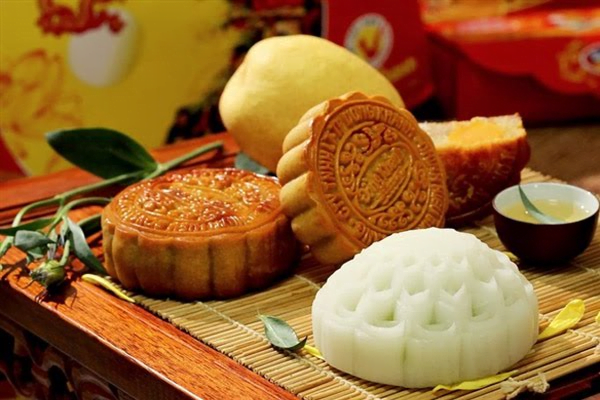 Bánh nướng và bánh dẻo là 2 loại bánh có tên gọi chung là bánh Trung thu