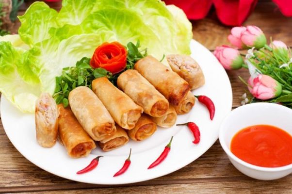 Thành phẩm chả giò hải sản bắt mắt