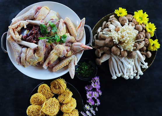 Nguyên liệu nấu lẩu gà nấm