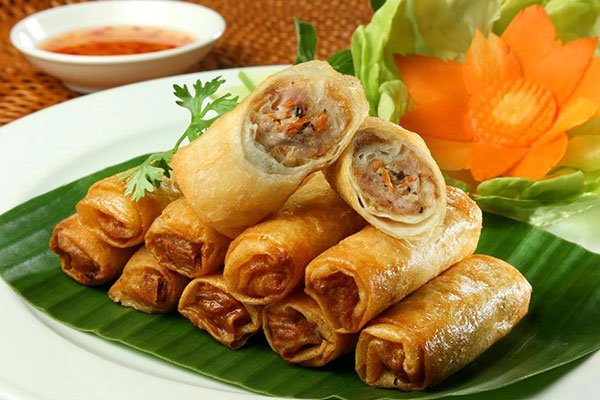 Thành phẩm chả giò khoai môn thịt thơm ngon giòn rụm
