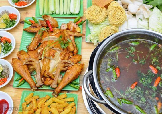 Lẩu gà ớt hiểm là một món ăn đang làm mưa làm gió ở trên thị trường